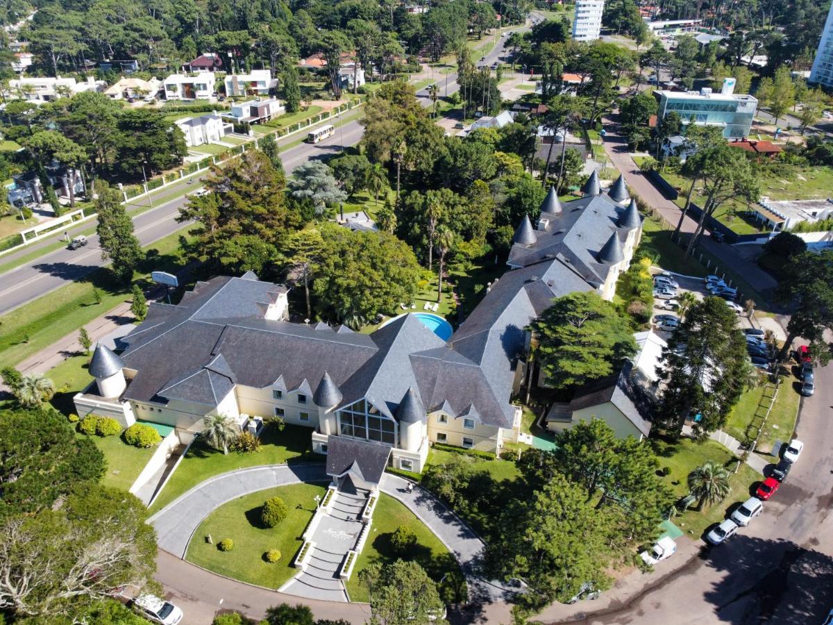 Parque Hotel Jean Clevers بونتا دل استي المظهر الخارجي الصورة Aerial view of the hotel