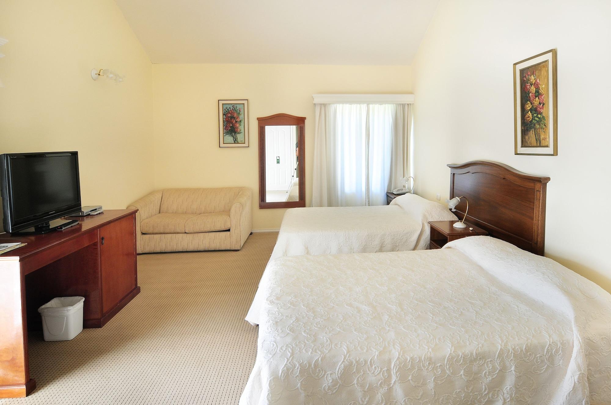 Parque Hotel Jean Clevers بونتا دل استي المظهر الخارجي الصورة A typical guest room at the hotel
