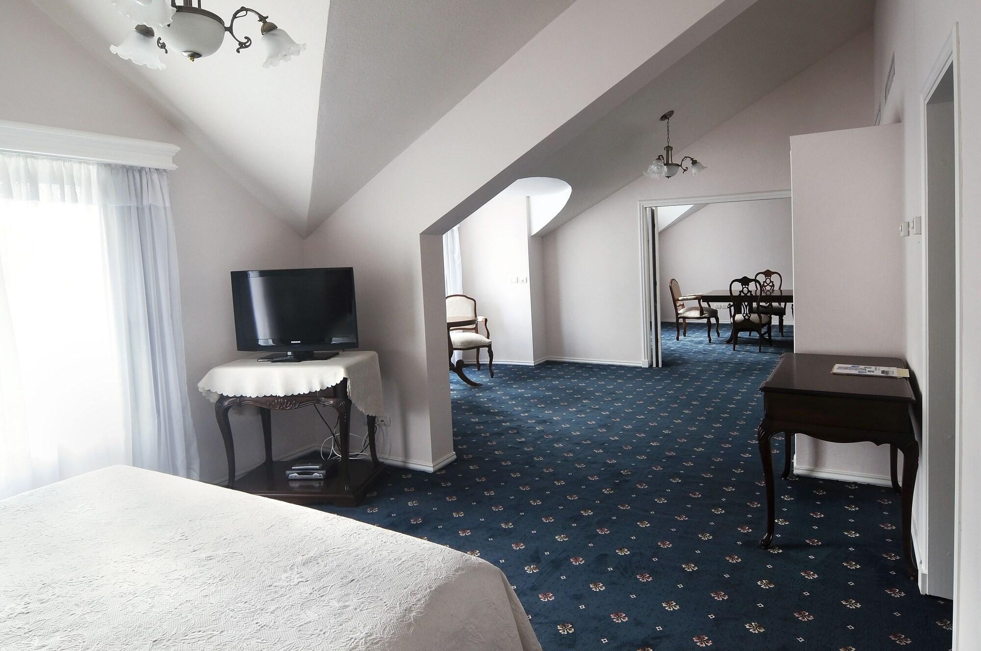 Parque Hotel Jean Clevers بونتا دل استي المظهر الخارجي الصورة A suite at the hotel