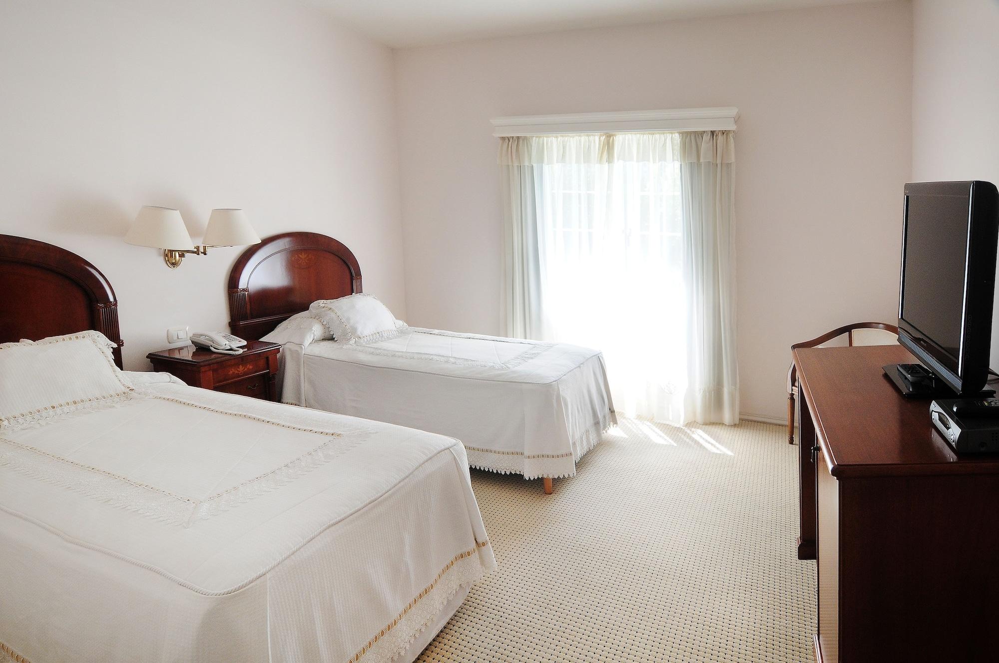 Parque Hotel Jean Clevers بونتا دل استي المظهر الخارجي الصورة A guest room at the Sheraton Vistana Resort